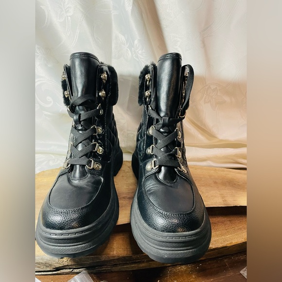 New!! “Call it Spring” ladies rubber sole/faux fur lined Sz 8 ankle boots Black - Picture 3 of 8